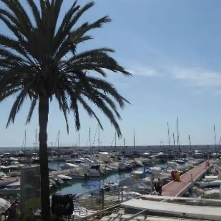 Centric Town Apartment Marbella